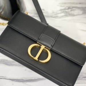  Dior 30 Montaigne East-West Bag With Chain - DH06