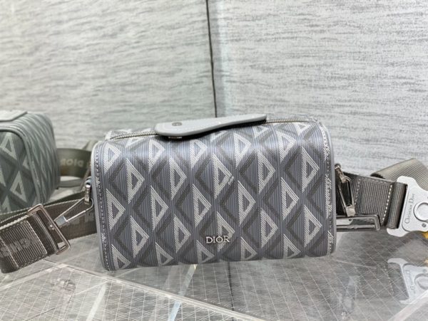  Dior Lingot 22 Bag - DM10