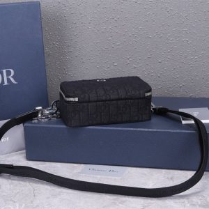  Dior Pouch With Strap - DM16