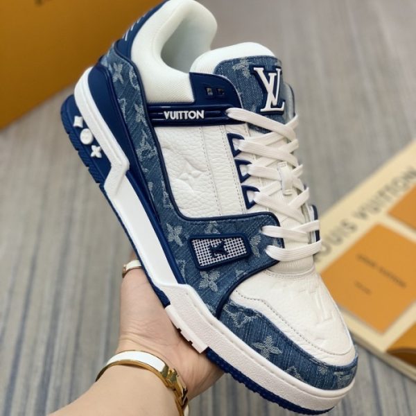 Louis Vuitton Trainer Sneakers - LS01