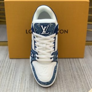 Louis Vuitton Trainer Sneakers - LS01