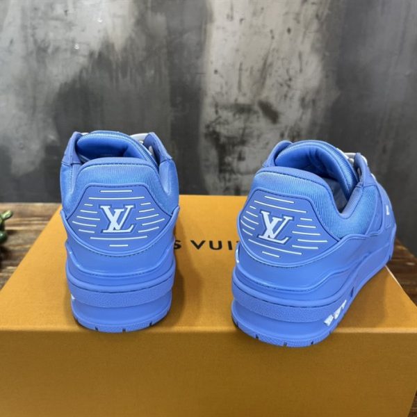 Louis Vuitton Trainer Sneakers - LS13