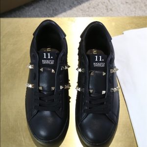 Valentino Garavani Rockstud Untitled Sneaker In Calfskin Leather - VS02