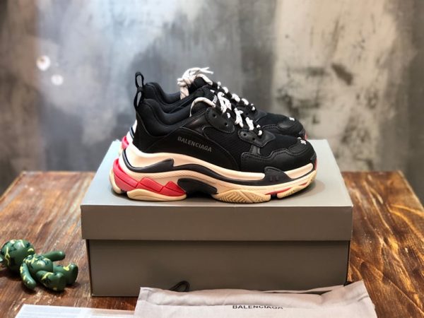 Balenciaga Triple S Trainers Sneakers - GS31