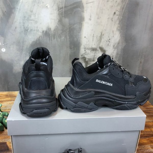 Balenciaga Triple S Trainers Sneakers - GS32