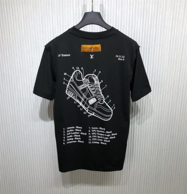 Louis Vuitton T-shirt - LT18