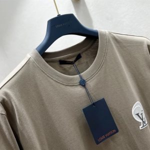 Louis Vuitton T-shirt - LT19