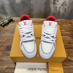 Louis Vuitton Trainer Sneaker - LS39