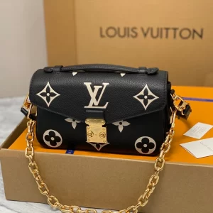 Louis Vuitton Pochette Métis East West - LC14