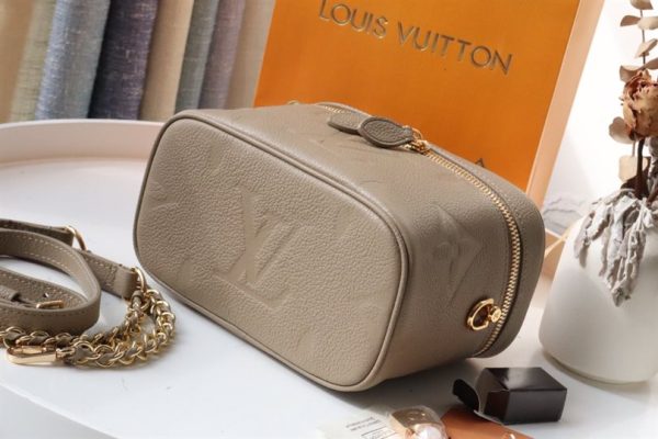 Louis Vuitton Vanity PM Bag - LC06