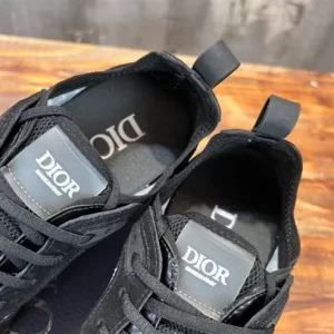 Dior B25 Runner Sneaker - DS17