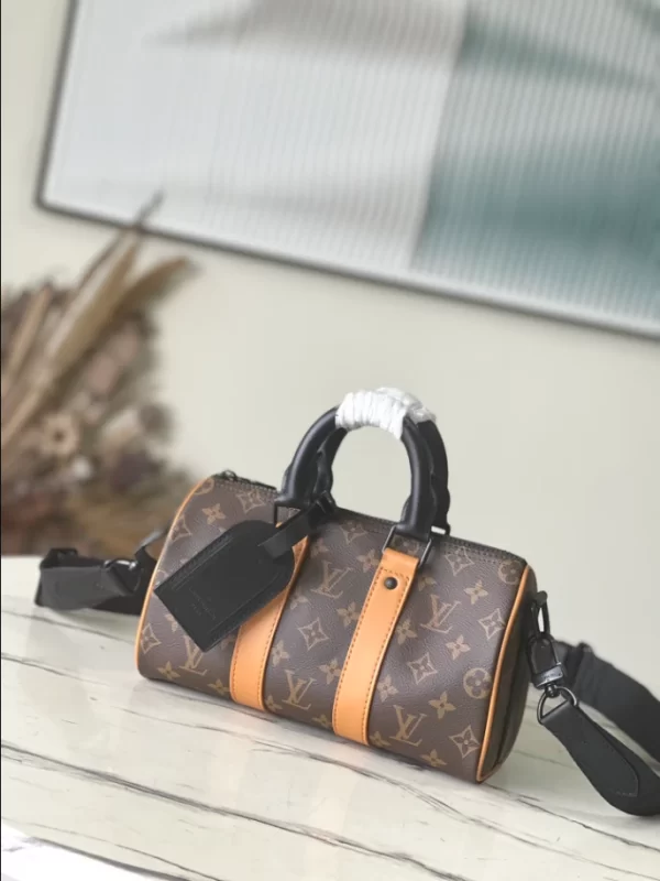 Louis Vuitton Keepall Bandoulière 25 Bag - LD02