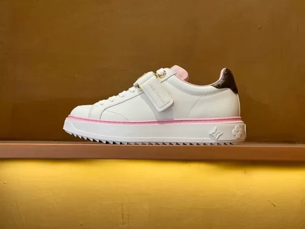 Louis Vuitton Time Out Sneaker - LS51