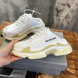 Balenciaga Triple S Mule in White - GS54