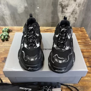 Balenciaga Triple S Sketch Sneaker - GS55