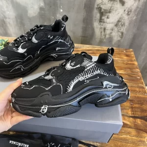 Balenciaga Triple S Sketch Sneaker - GS55