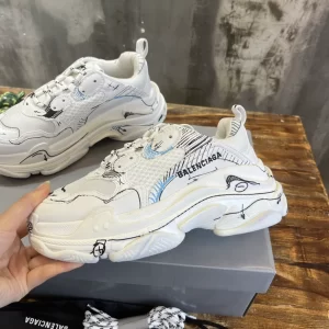 Balenciaga Triple S Sketch Sneaker - GS56