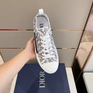 Dior B23 Low-Top Sneaker In White and Black - DS27