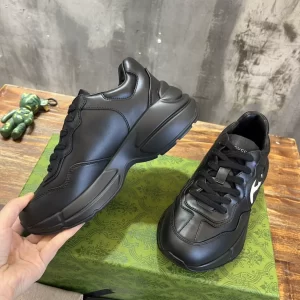 Gucci Interlocking G Rhyton Sneakers In Black - CS20