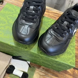 Gucci Interlocking G Rhyton Sneakers In Black - CS20