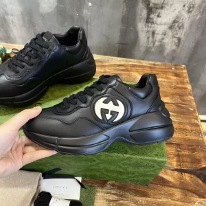 Gucci Interlocking G Rhyton Sneakers In Black - CS20