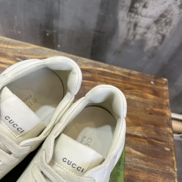 Gucci Interlocking G Rhyton Sneakers In Ivory - CS21