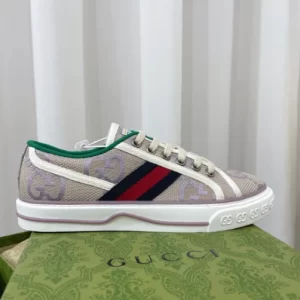 Gucci Women's Tennis 1977 Jumbo GG Sneaker - CS10