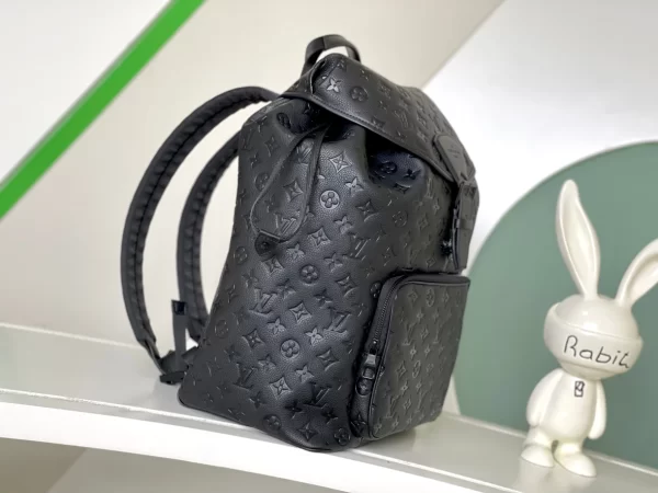 Louis Vuitton Montsouris Backpack - LP22