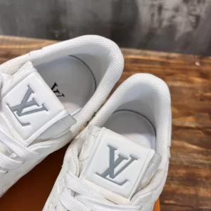 Louis Vuitton Rivoli Sneaker - LS60