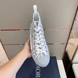 Dior B23 High-Top Sneaker In White And Navy Blue - DS30