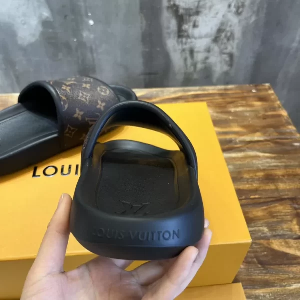 Louis Vuitton Waterfront Mule Slides - SL10