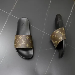 Louis Vuitton Waterfront Mule Slides - SL12