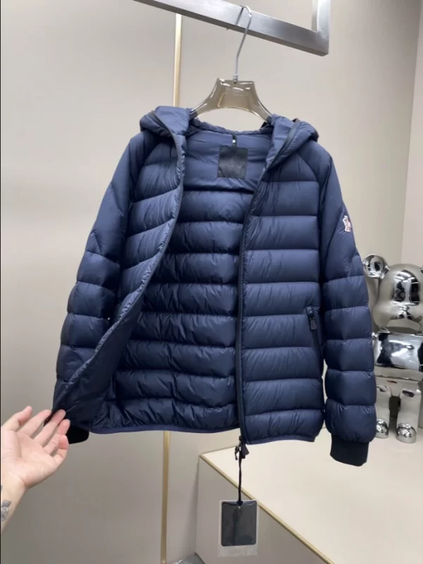 Moncler Short Down Jacket - MK08