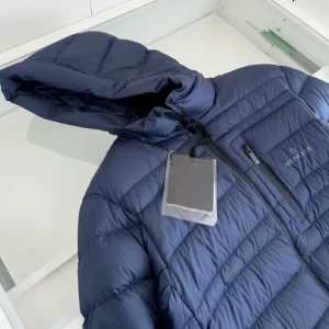 Moncler Short Down Jacket - MK09