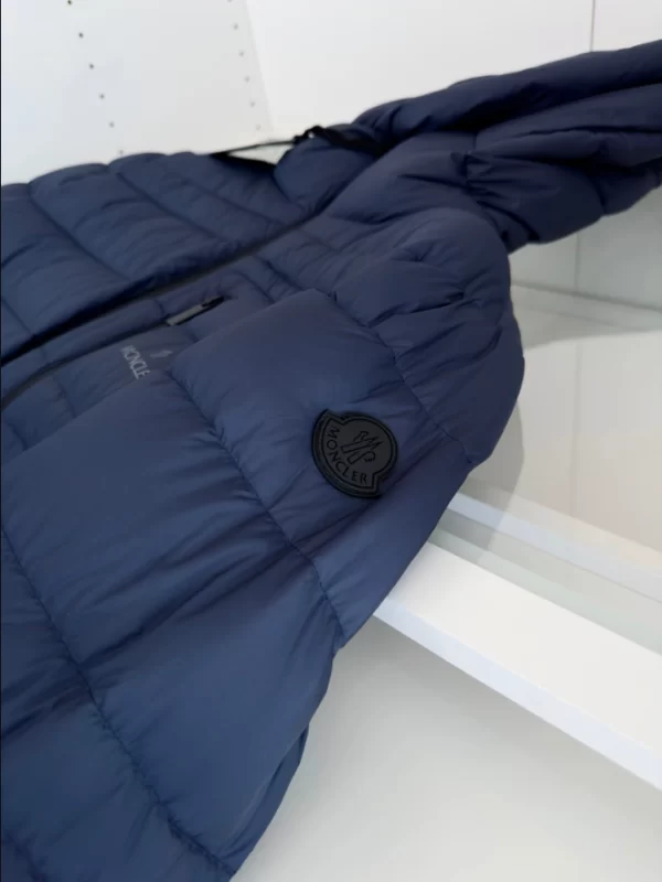 Moncler Short Down Jacket - MK09