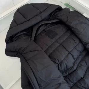 Moncler Short Down Jacket - MK11