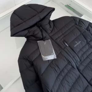 Moncler Short Down Jacket - MK11