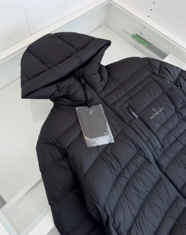 Moncler Short Down Jacket - MK11