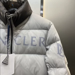 Moncler Short Down Jacket - MK19