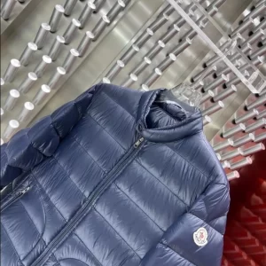 Moncler Short Down Jacket - MK28