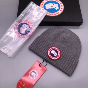 Canada Goose Arctic Toque Beanie