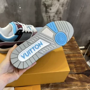 Louis Vuitton Trainer Sneaker In Blue - LS85