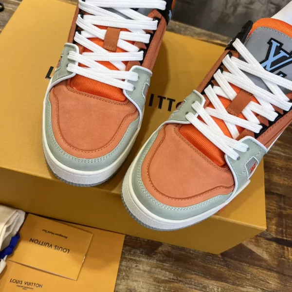 Louis Vuitton Trainer Sneaker In Orange - LS84