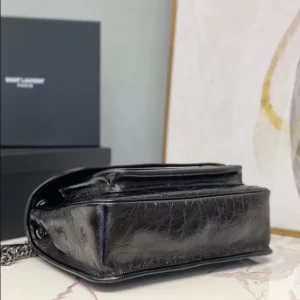 Saint Laurent Niki Medium In Vintage Leather Bag - YSL25