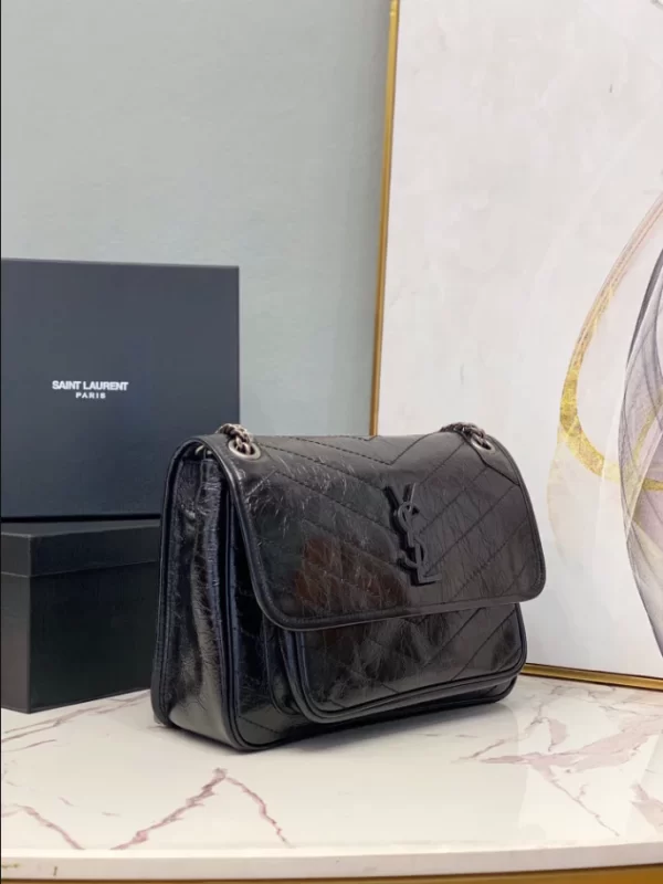 Saint Laurent Niki Medium In Vintage Leather Bag - YSL25