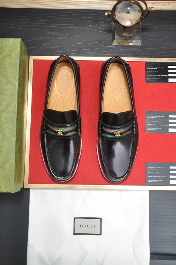 Gucci Loafer with Interlocking G - GL22