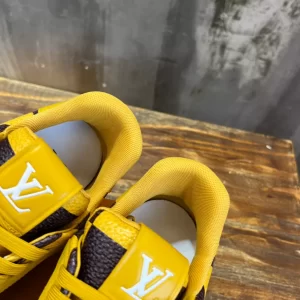 Louis Vuitton Trainer Sneakers In Yellow - LS100