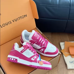 Louis Vuitton Trainer Sneakers - LS95