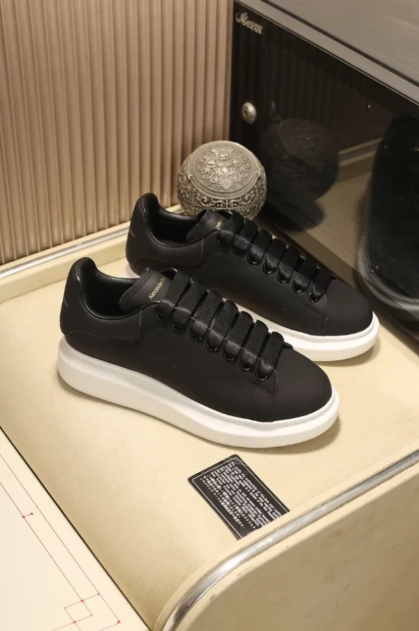 Alexander McQueen Oversized Leather Sneakers - AS07