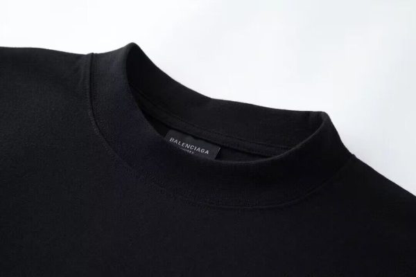 Balenciaga Logo Printed Crewneck T-Shirt - BT01